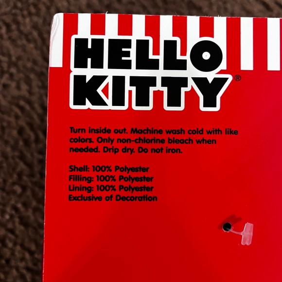 NWT Hello Kitty Plush House Slippers - Picture 2 of 8